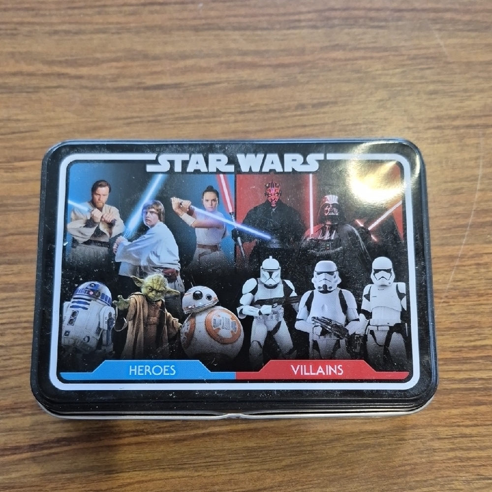 Star Wars Heroes and Villains Playing Cards Set.  Pre-loved.